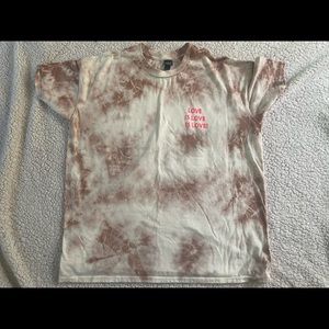 Wild Fable oversized tee “Love is love is love”